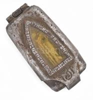 Antik kegytárgytartó, fém, benne Mária alakkal, m: 3,5 cm