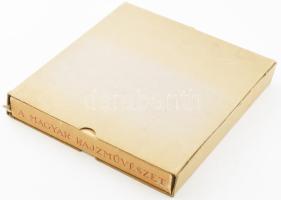 Pataky Dénes: A magyar rajzművészet. Bp., 1960., Képzőművészeti Alap. Gazdag képanyaggal illusztrált...