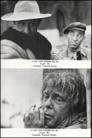 cca 1972 ,,A Nap csak egyszer kel fel" című lengyel film jelenetei és szereplői, 19 db vintage ...