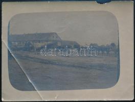 1920 Vingai részlet (Temesvár és Arad között), hátoldalán feliratozott és datált, jelzés nélküli fotó, sérült, 9x12 cm