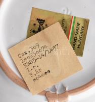 3 darab Habán múzeumi másolat falitál, jelzett, kis kopással, d: 25-30 cm