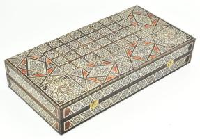 Marokkói fa csontberakásos sakk doboz. Rendkívül gazdag csont berakásokkal, minimális kopottsággal, 51x26x9 cm