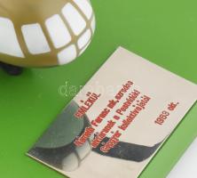 Pestvidéki Gépgyár makett helikopter, ezredesi ajándék, fém, műanyag, fa talapzaton, dobozban, hibát...