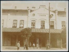 cca 1910 Tokaj vasútállomás feliratos fotó 12x9 cm