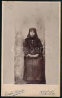 cca 1905 Női portré, keményhátú fotó Erdős Sándor budapesti műterméből, 10,5×6,5 cm