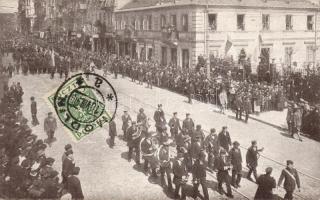 Warsaw marching to celebrate the Constitution of May 3