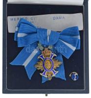 Spanyolország 1926. (~2010.) "Polgári Érdemrend Tiszti Keresztje" jelzett, részben aranyozott, zománcozott Ag kitüntetés nők részére adományozott szalagon, rozettával, eredeti tokban (br.23,65g/0.925) T:UNC Spain 1926. (~2010.) "Order of Civil Merit, Officer's Cross" partially gilt and enamelled Ag decoration with hallmark, with ribbon for women and rosette, in original case (br.23,65g/0.925) C:UNC