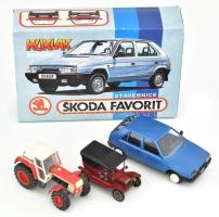 3 darab autó makett, Skoda Favorit dobozban, benne a beleillő autómakettel is, sérülésekkel.