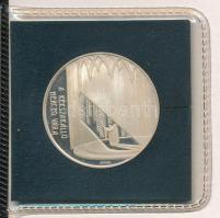 Fülöp Zoltán (1951-2004) 1981. "Bartók Béla 1881-1945 / A kékszakállú herceg vára" jelzett...