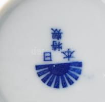 cca 65 darabos hatalmas antik japán porcelán tétel: teakiöntő, tányér, csészealjak, csészék, tejkiön...