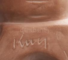 Kucs Béla (1925-1984): Olvasó nő. Kerámia, jelzett, minimális kopottsággal, m: 28 cm