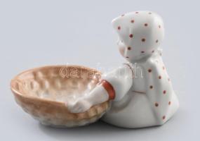 Zsolnay Annuska kosárral. Jelzett, hibátlan, m: 7,5 cm