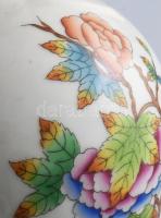 Herendi Viktória mintás váza. Jelzett, kézzel festett, minimális kopással, m: 20,5 cm