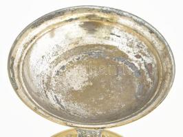 19. sz. vége, Ezüstözött alpakka talpas kínáló. Jelzés nélkül, kopással, m: 14,5 cm