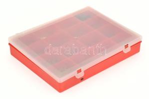 Rengeteg darabos réz és rezezett szög, csavar, szerelék tétel tartóban, 24x20 cm