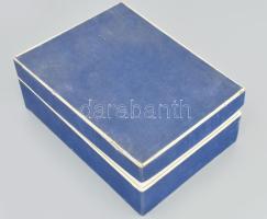 Hollóházi asztali óra. Jelzett, hibátlan, szerkezete nem kipróbált, dobozában, m: 18 cm