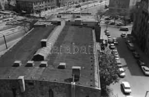 1983-ban és 1984-ben készült felvételek Pesten és Budán, a metróépítéssel kapcsolatos városrendezés/...