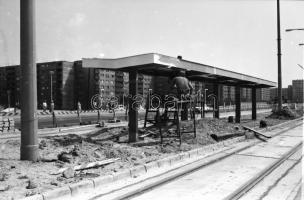 1983-ban és 1984-ben készült felvételek Pesten és Budán, a metróépítéssel kapcsolatos városrendezés/...
