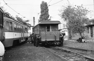 1986 és 1987 Budapest, a HÉV régi járművei, 63 db vintage NEGATÍV, 24x36 mm