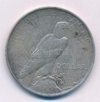 Amerikai Egyesült Államok 1923. 1$ Ag "Béke" T:VF patina, kis ph. USA 1923. 1 Dollar Ag "Peace" C:VF patina, small edge error Krause KM#150