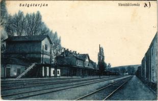 1926 Salgótarján, vasútállomás, vonat. Özv. Dr. Németh Dezsőné kiadása (fl)