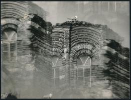 cca 1973 Tóth István székesfehérvári fotóművész ,,Ívek" című alkotása, 1 db vintage fotó, a szerző által feliratozva, ezüst zselatinos fotópapíron, 18x24 cm