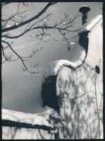 cca 1975 Giltán Tivadar budapesti fotóművész felvétele (Hideg napsütés), 1 db vintage fotóművészeti alkotás, feliratozva, ezüst zselatinos fotópapíron, 24x18 cm