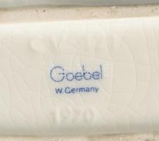 Hummel Goebel Három veréb faágon. Jelzett, hibátlan, 20x12x11 cm