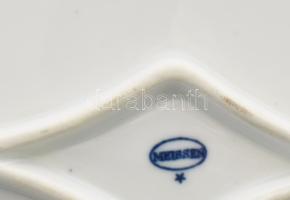 Meisseni Teichert (Meißen Ofen- und Porzellanmanufaktur 1882-1932) pecsenyés kínáló. Jelzett, belsej...