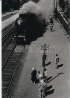 cca 1934 Kinszki Imre (1901-1945) budapesti fotóművész hagyatékából 1 db modern nagyítás (Érkezik a ...