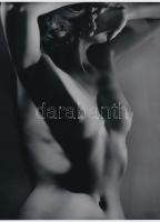 cca 1955 Munkácsi Márton (1896-1963) magyar - amerikai fotóriporter és fotóművész felvétele, 1 db modern nagyítás jelzés nélkül Botta Dénes (1921-2010) aktfotó gyűjteményéből, 21x15 cm