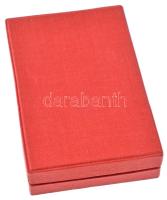 Csehszlovákia ~1960. "Az Iparügyi Minisztérium érdemes dolgozója" bronz kitüntetés miniatű...