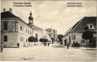 Trencsénteplic, Trencianske Teplice; Szécheny utca, üzlet, fürdők. Steiner Samu kiadása / Szécheny gasse / street view, shops, bath