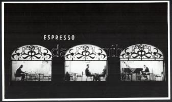 cca 1965 Budapest, zenés ,,espresso" esti kivilágításban, 1 db vintage fotó, ezüst zselatinos fotópapíron, 18x30 cm