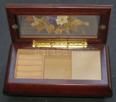 Zenélő fa ékszerdoboz 10x22x8 cm / Jewelery-box playing music