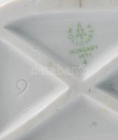 Hollóházi matyó lány. Kézzel festett, jelzett, hibátlan,. m: 29 cm