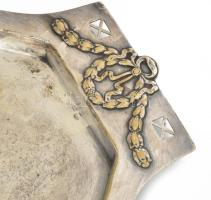 Argentor szecessziós kínálótálca. Ezüstözött alpakka, kopással, jelzett, 49x15,5 cm