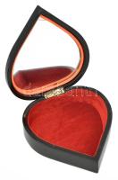 Lakkozott ékszeres doboz, gyöngyház berakással, kopással, 16x15 cm