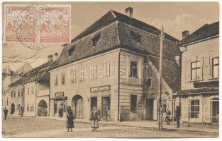 1918 Szászsebes, Mühlbach, Sebesul Sasesc; Zápolya ház, Gustav Dehinten és Albert Ilk üzlete. Erich Hutter kiadása / villa, shops. TCV card (EK)