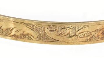 Arany (Au) 14K karperec, antik, gilosált díszítéssel, jelzett, d: 6,5 cm, 11,2 g