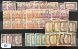 1916-1988 Magyar összeállítás az Aratós időszaktól berakólapokon, közte sorok, összefüggések / 1916-...