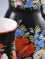 Ditmar Urbach és Chodovia 11 darabos népi kerámia összeállítás, kézzel festett, zömmel jelzett, klf ...