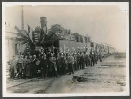 1935 Dunakeszi, Magyarság Dal és Önk. Egyesület fotóalbuma egyesületi tag részére, elnökség aláírása...