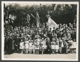 1935 Dunakeszi, Magyarság Dal és Önk. Egyesület fotóalbuma egyesületi tag részére, elnökség aláírása...