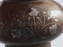 Fa szálváza, berakott ezüst (Ag) mintával. India, XX. sz első fele, jelzés nélkül, m: 13 cm