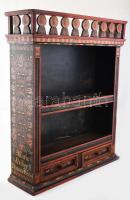 Fali téka. Harta, 1884. Festett, faragott fenyőfa két fiókkal, tulajdonosi felirattal: "Konrad ...