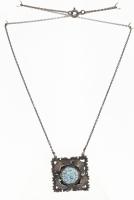 Ezüst (Ag) nyaklánc hovlit kővel. Jelzett, br 13,74 g 30x30 mm