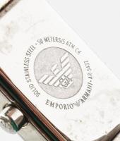 Emporio Armani női karóra, vízálló (50m / 5ATM), fém szíjjal, számlap: 20x10 mm. Eredeti, kissé sérü...