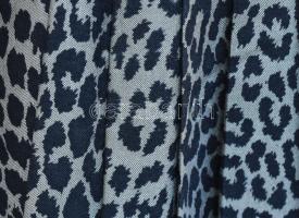 Christian Dior Haute Couture "Jungle" kétrészes day dress. A ruhát viselő Lénárt Angéla (1...