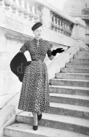 Christian Dior Haute Couture "Jungle" kétrészes day dress. A ruhát viselő Lénárt Angéla (1...